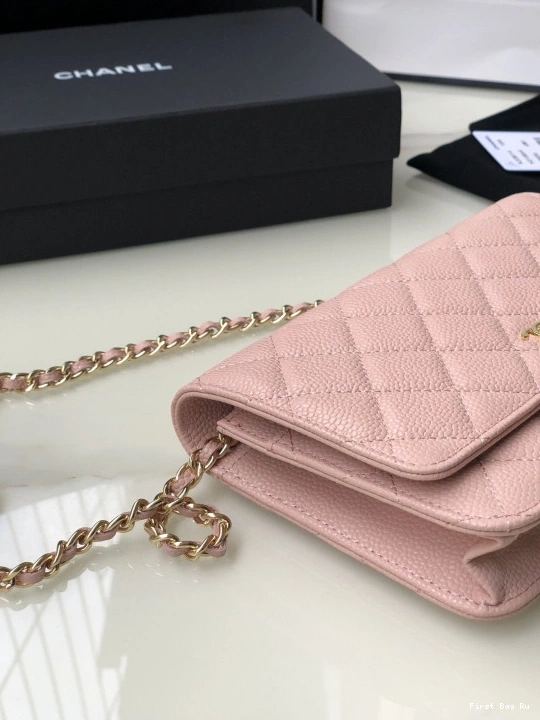 First Bag Ru HARDWARE WALLET CAVIAR GOLD CHAIN WITH CHANEL 0812